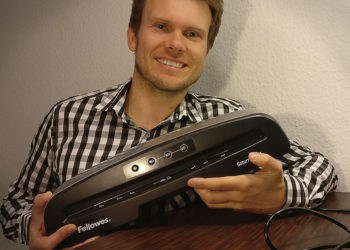 Laminiergerät Fellowes A4 - Größenvergleich